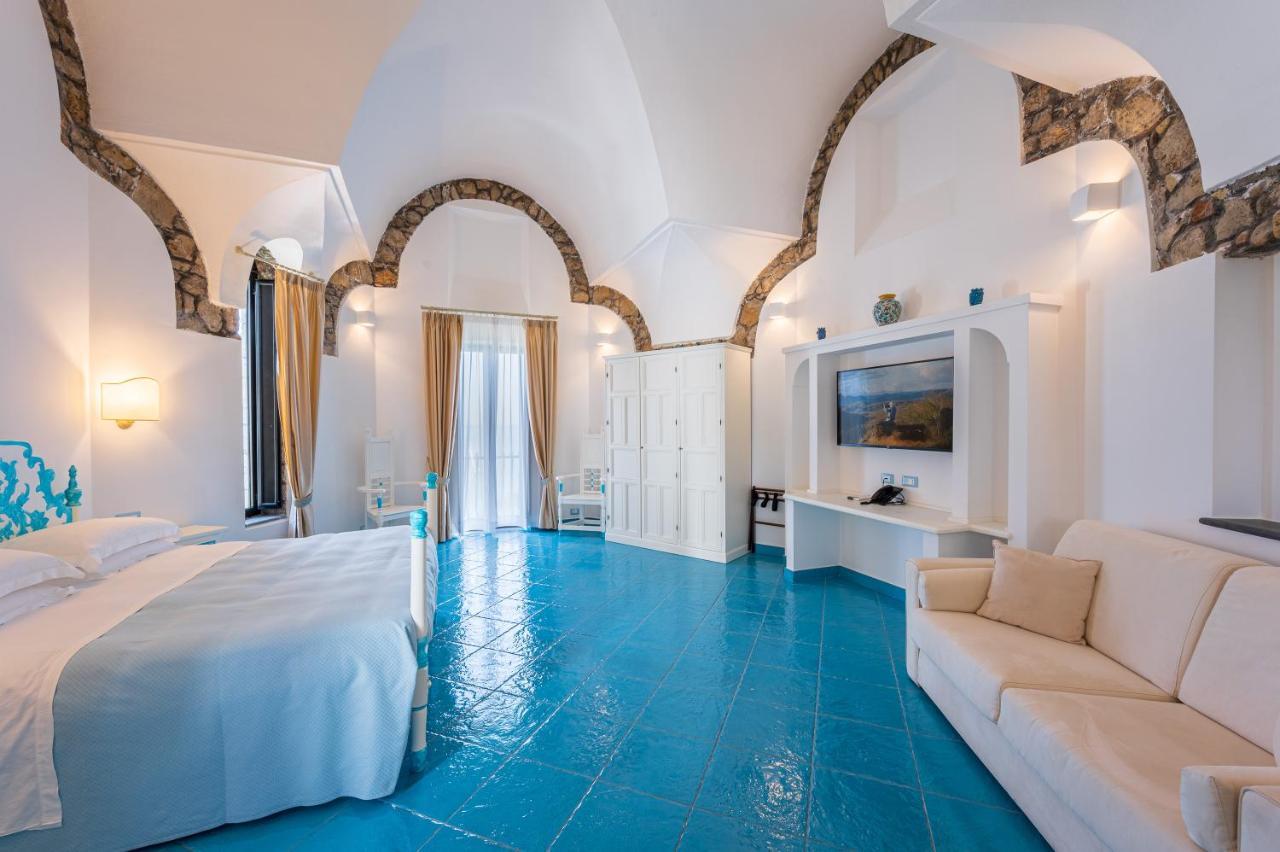 Grand Hotel Le Rocce Gaeta Dış mekan fotoğraf