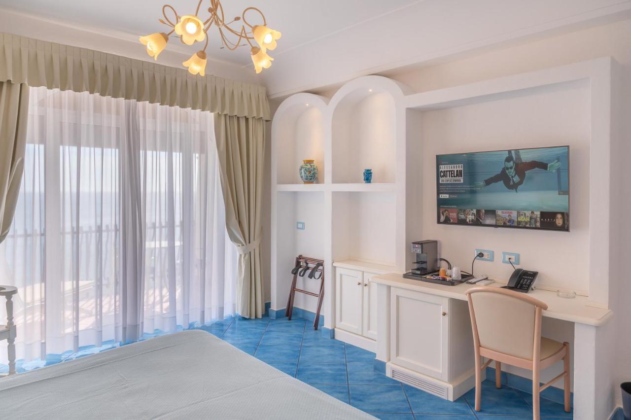 Grand Hotel Le Rocce Gaeta Dış mekan fotoğraf