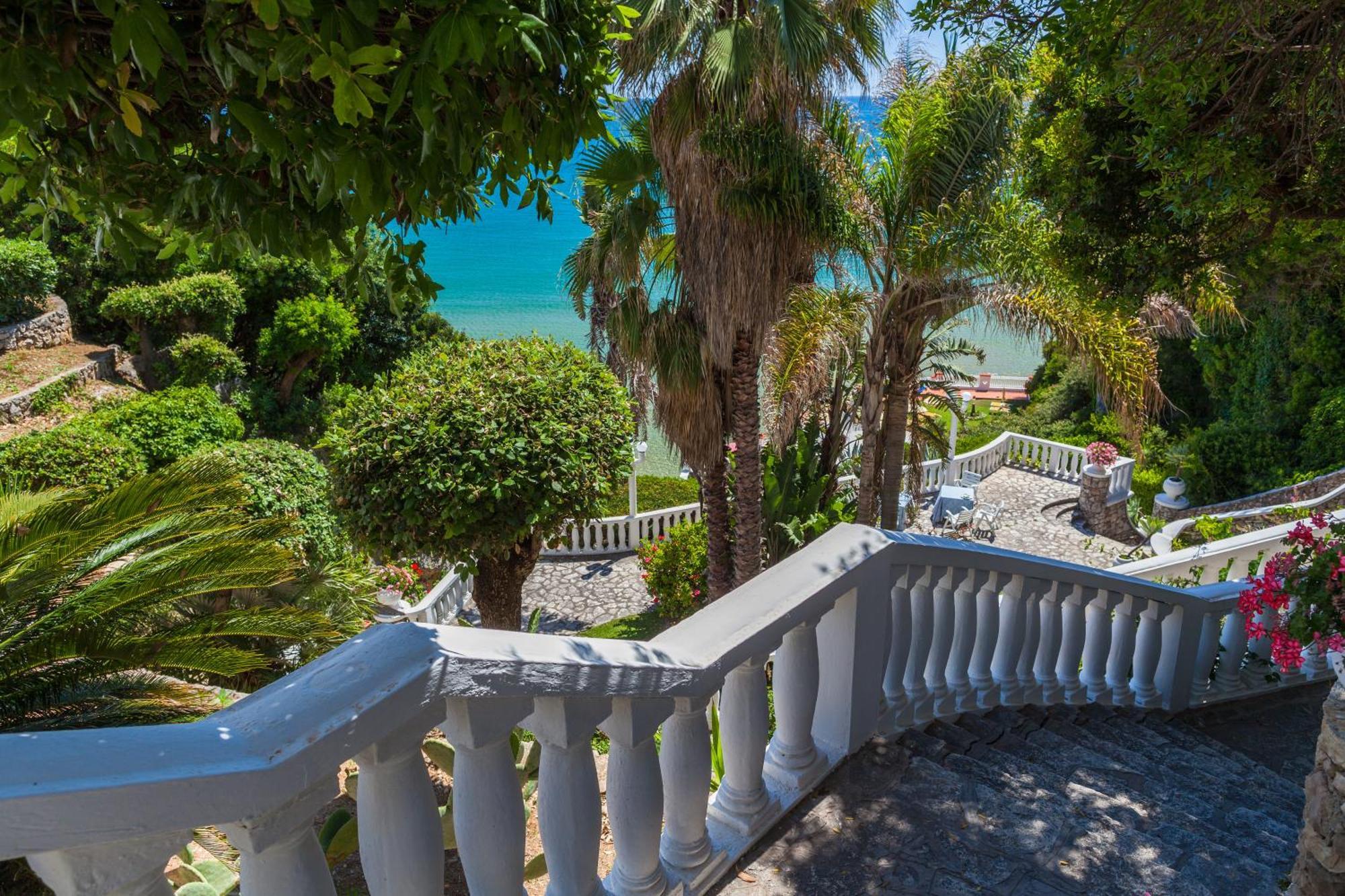 Grand Hotel Le Rocce Gaeta Dış mekan fotoğraf